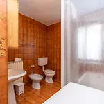 Auta Lägenhet *