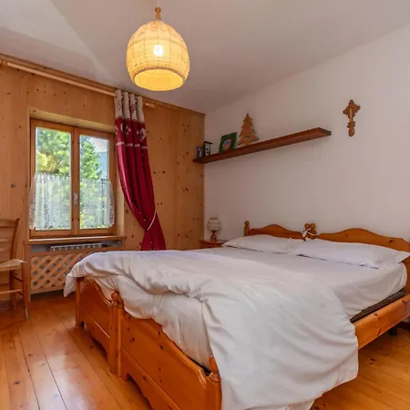 Auta Apartament Falcade