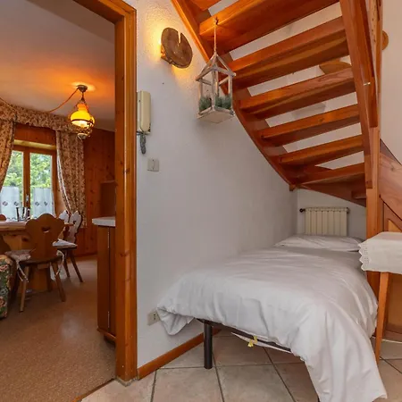 Apartament Auta